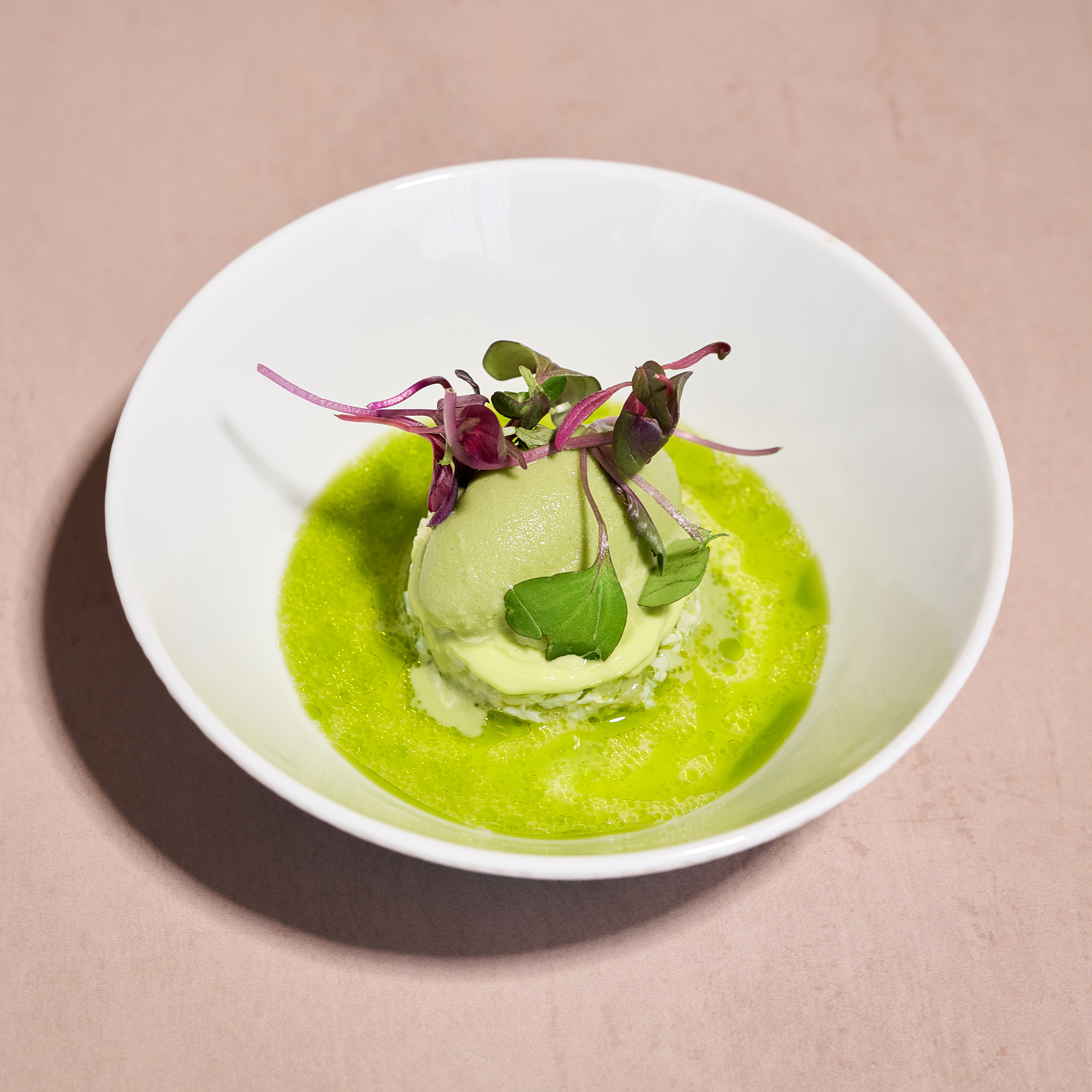 Gerecht met groene saus